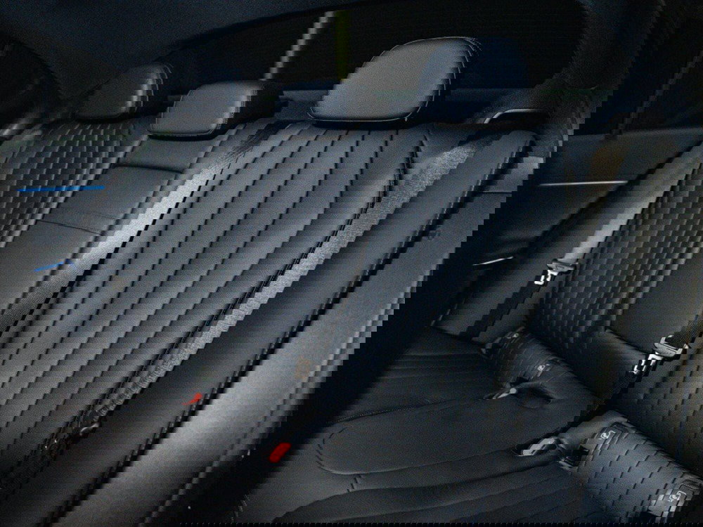 Mercedes-Benz Classe E nuova a Ancona (15)