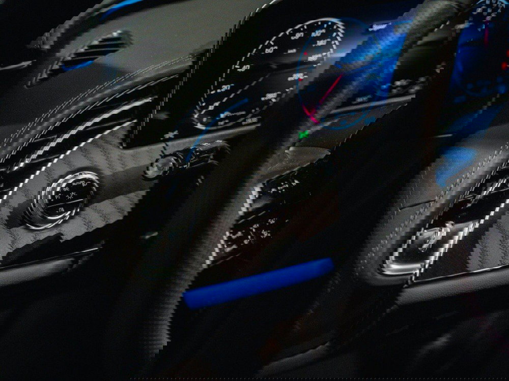 Mercedes-Benz Classe E nuova a Ancona (16)