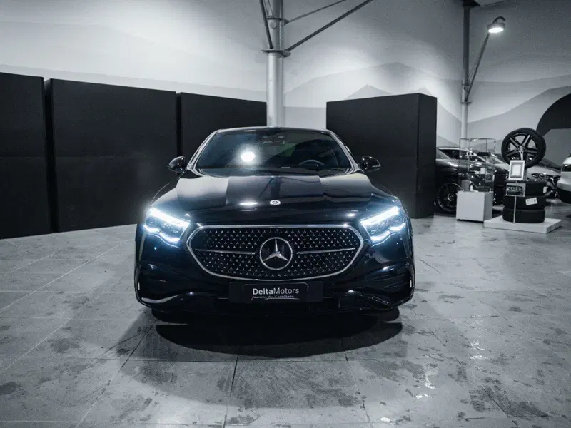 Mercedes-Benz Classe E nuova a Ancona (5)