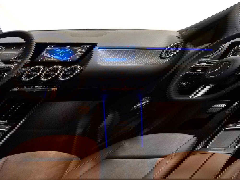 Mercedes-Benz GLA SUV nuova a Rimini (10)