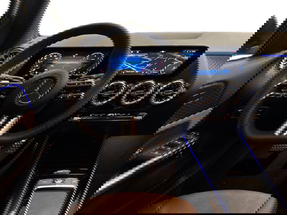 Mercedes-Benz GLA SUV nuova a Rimini (11)