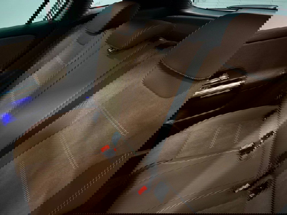 Mercedes-Benz GLA SUV nuova a Rimini (13)