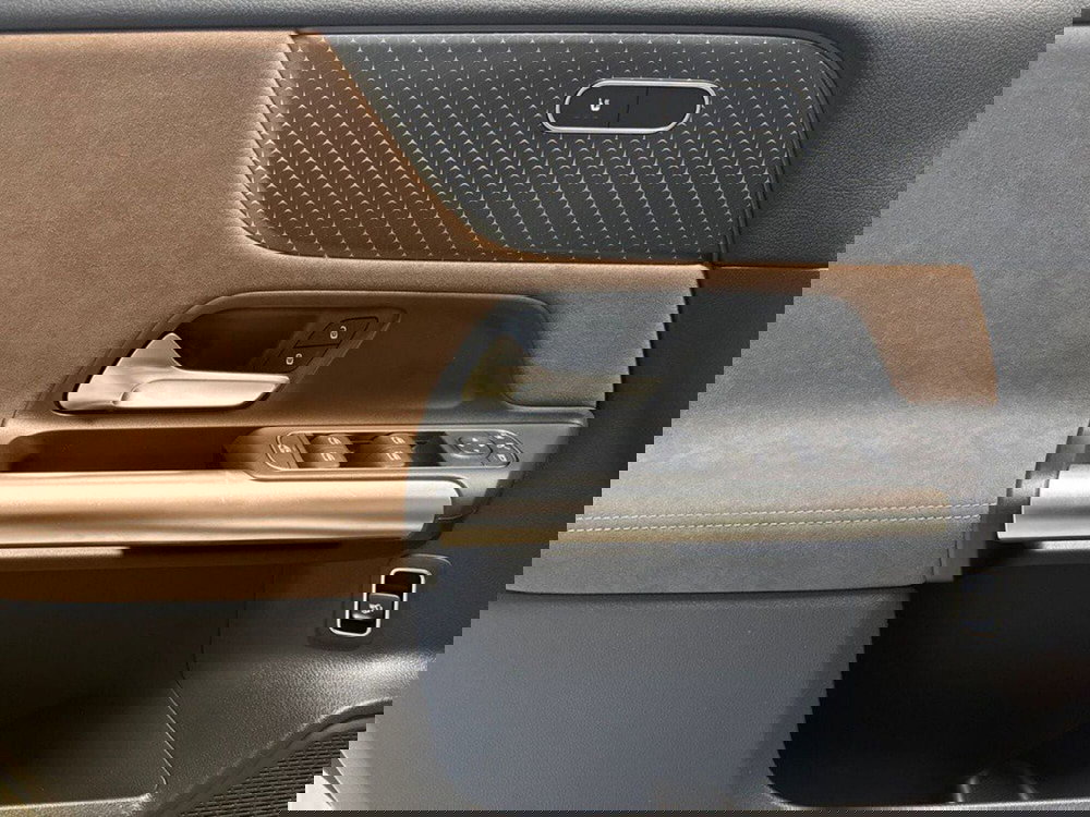 Mercedes-Benz GLA SUV nuova a Rimini (17)