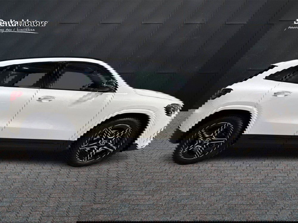 Mercedes-Benz GLA SUV nuova a Rimini (5)