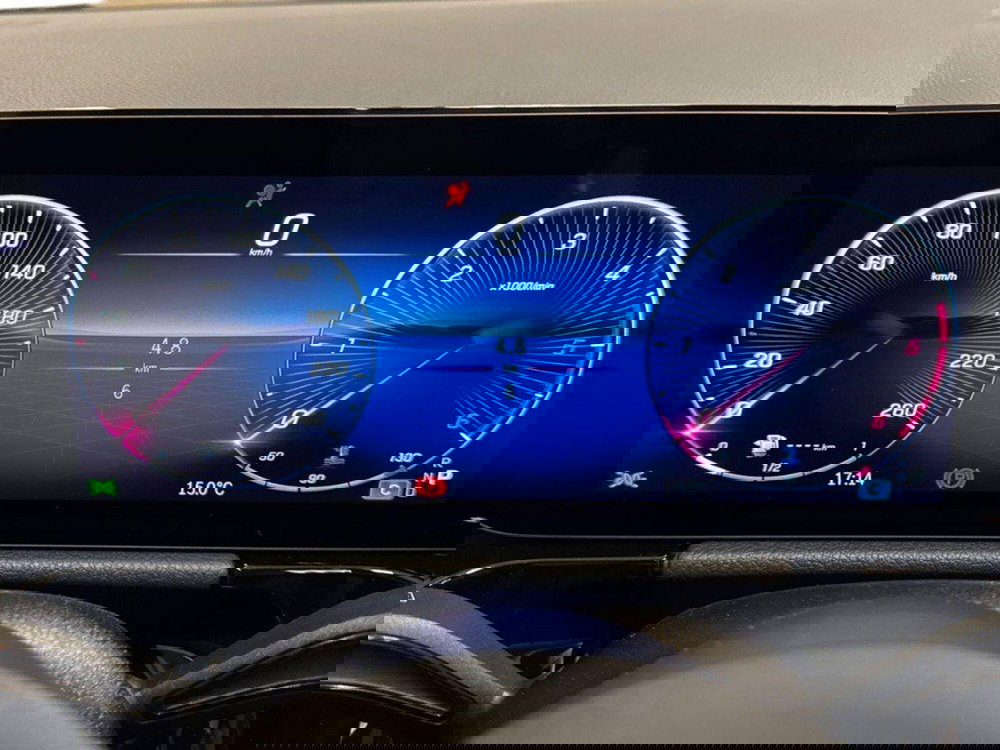 Mercedes-Benz GLA SUV nuova a Rimini (9)