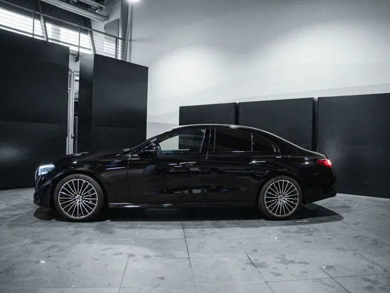 Mercedes-Benz Classe E nuova a Ancona (2)