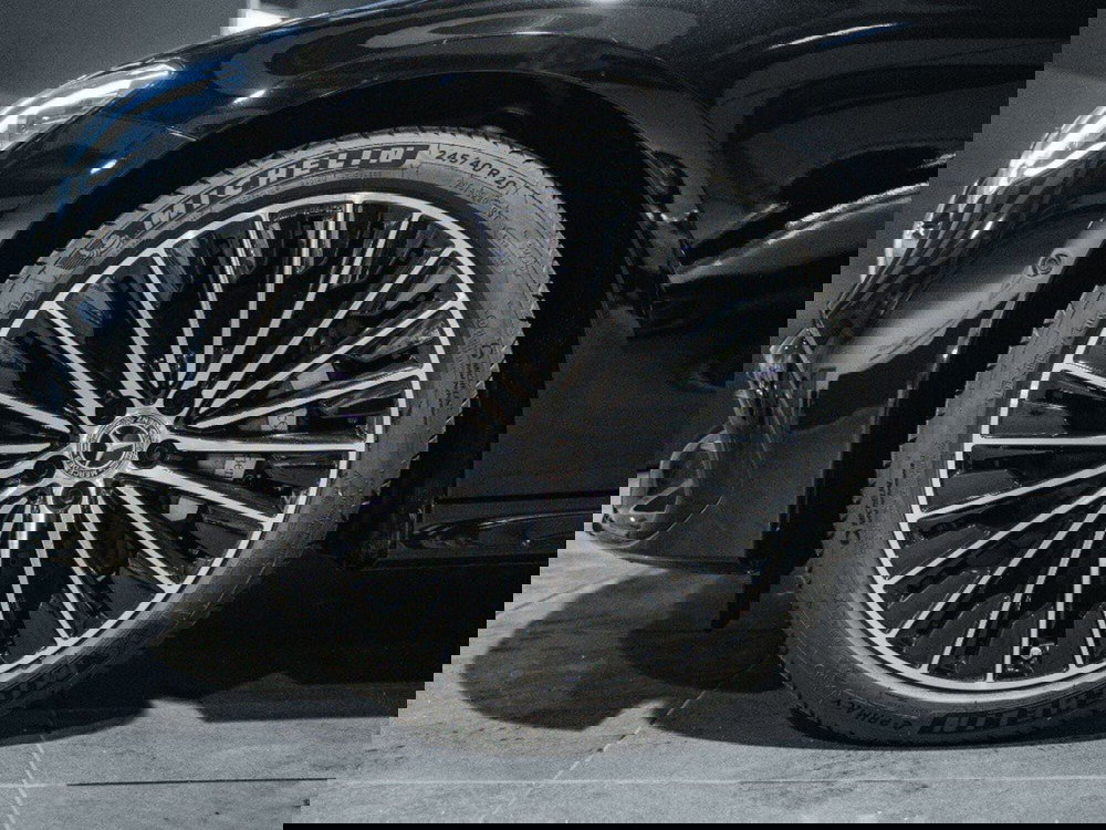 Mercedes-Benz Classe E nuova a Ancona (7)