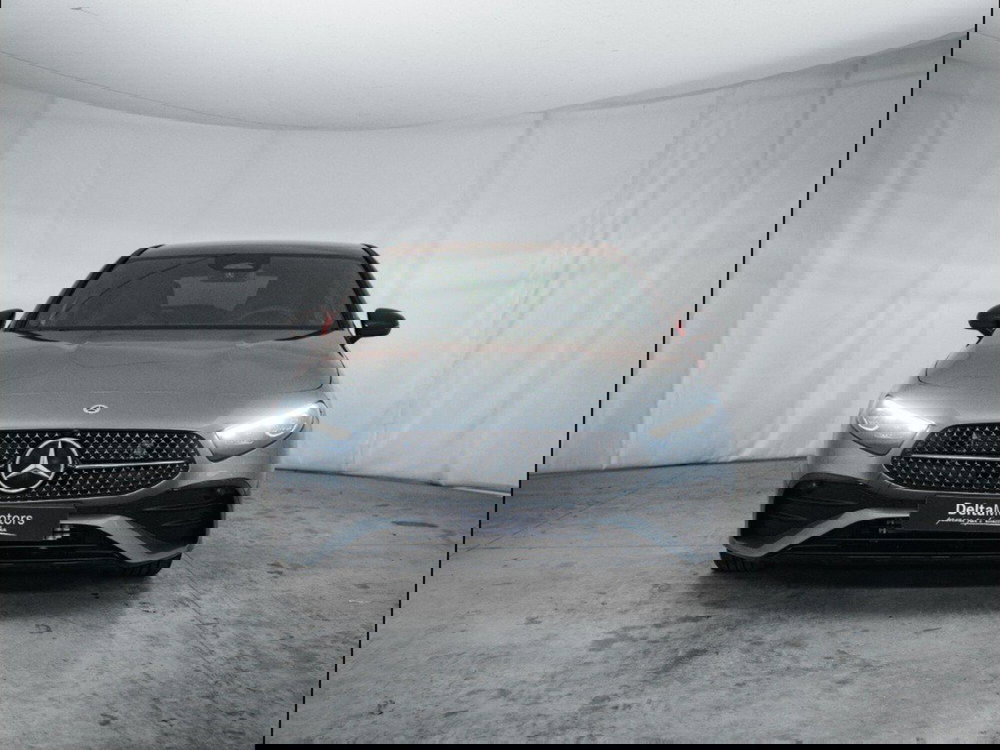 Mercedes-Benz Classe A Sedan nuova a Macerata (5)