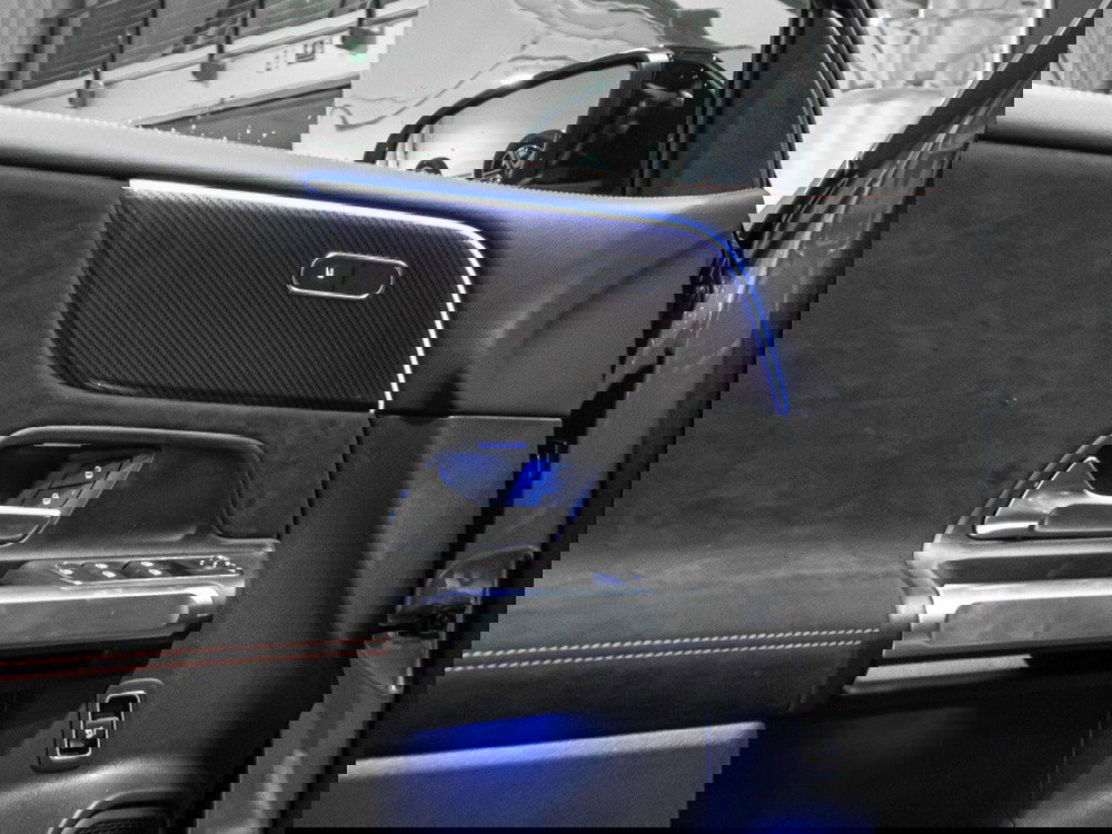 Mercedes-Benz GLB nuova a Ancona (12)