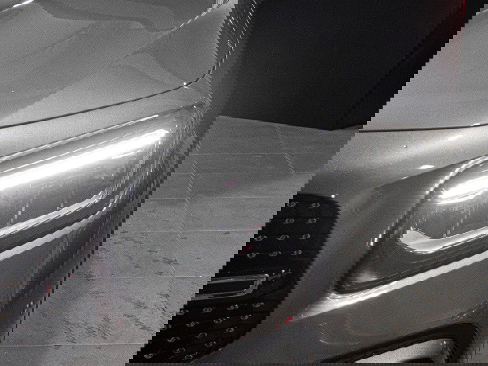 Mercedes-Benz GLB nuova a Ancona (6)