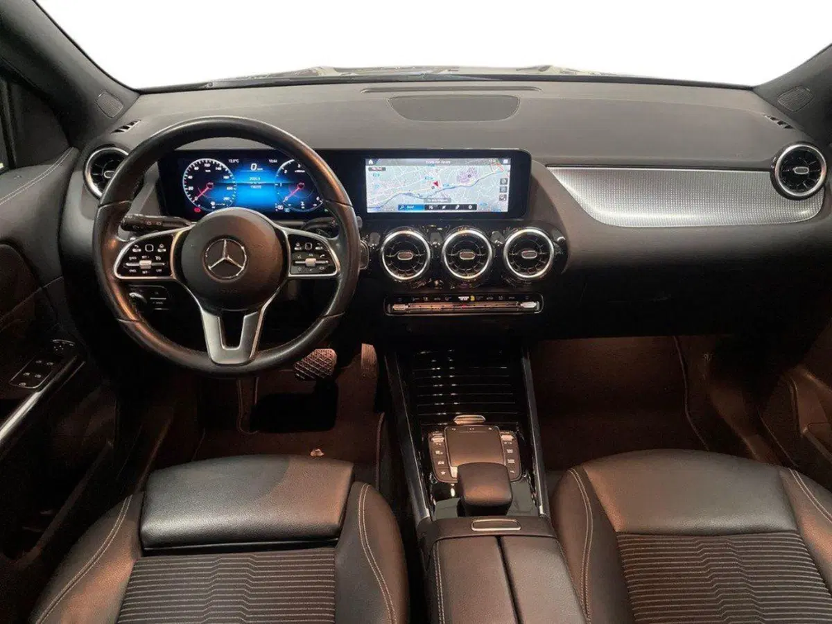 Mercedes-Benz GLA SUV usata a Rimini (10)
