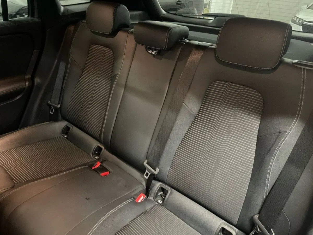 Mercedes-Benz GLA SUV usata a Rimini (13)