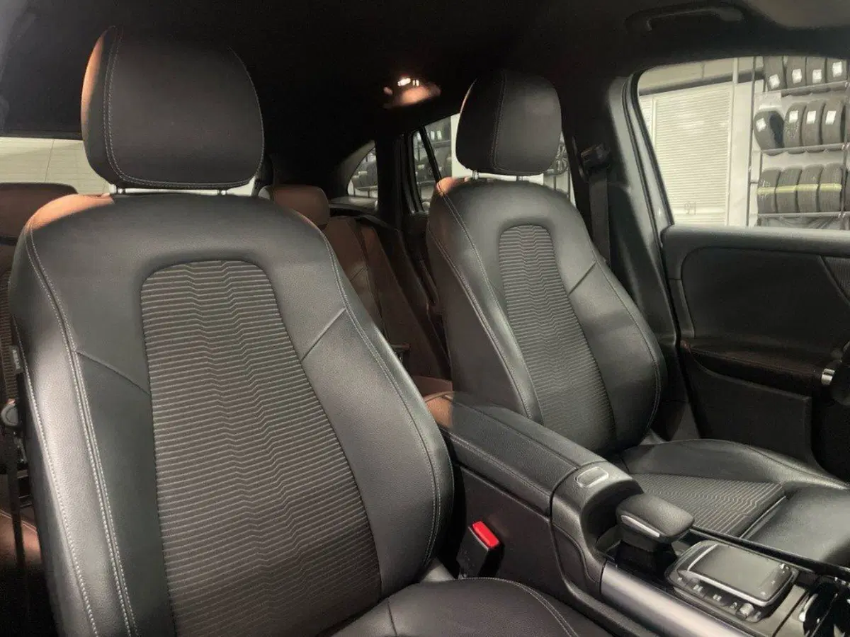 Mercedes-Benz GLA SUV usata a Rimini (14)