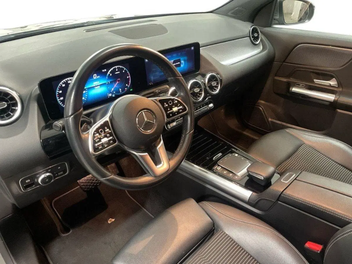 Mercedes-Benz GLA SUV usata a Rimini (16)