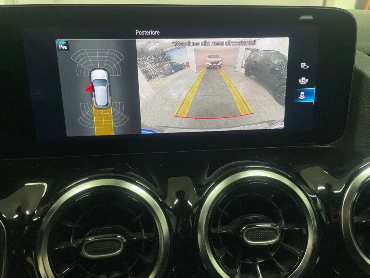 Mercedes-Benz GLA SUV usata a Rimini (18)