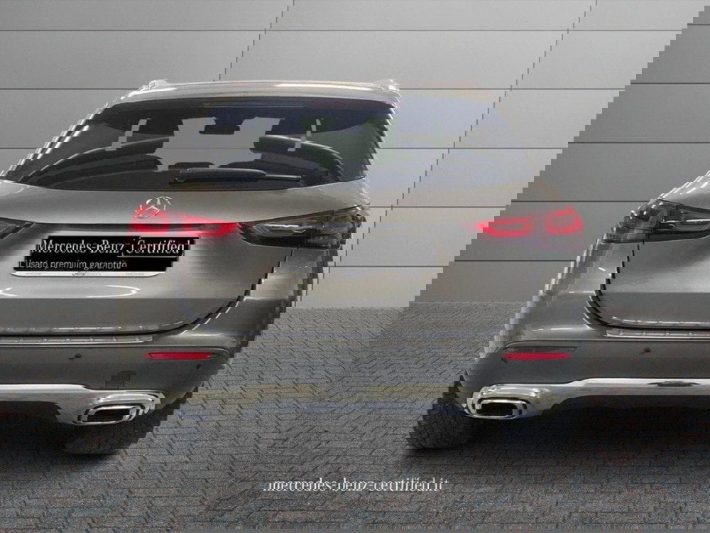 Mercedes-Benz GLA SUV usata a Rimini (4)