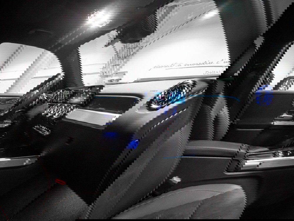 Mercedes-Benz GLB nuova a Ancona (18)