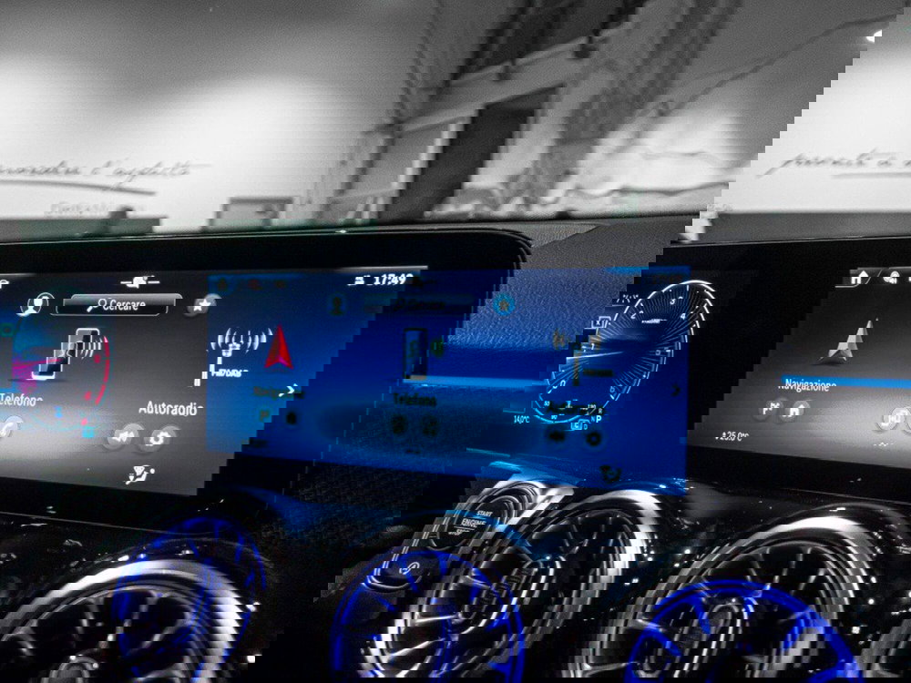 Mercedes-Benz GLB nuova a Ancona (19)