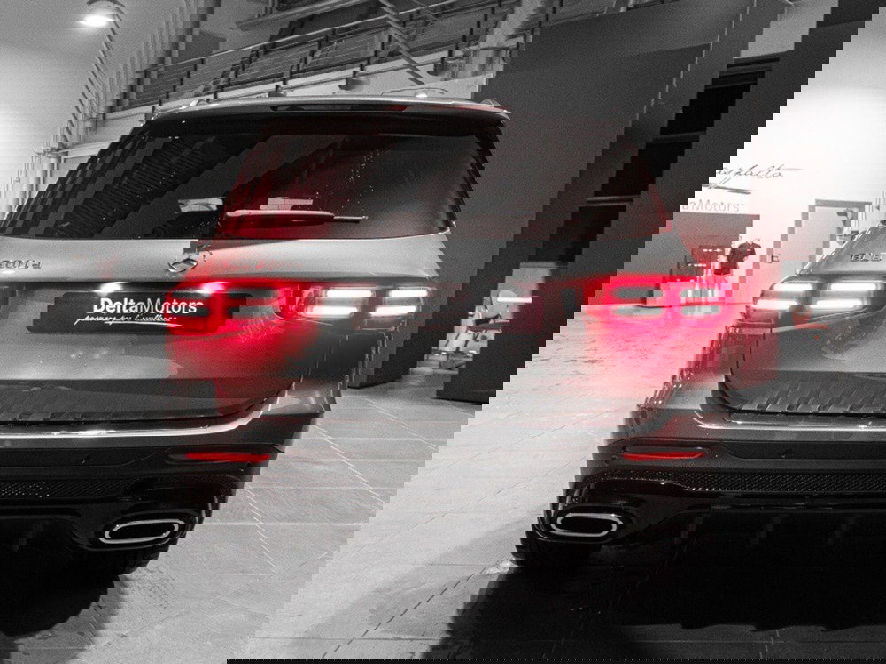 Mercedes-Benz GLB nuova a Ancona (3)