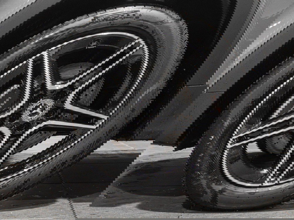 Mercedes-Benz GLB nuova a Ancona (7)