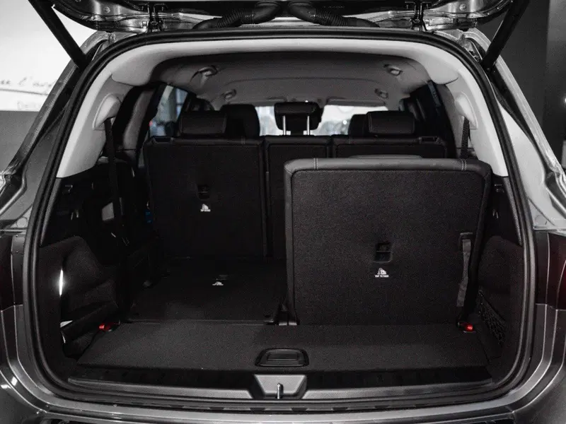Mercedes-Benz GLB nuova a Ancona (11)