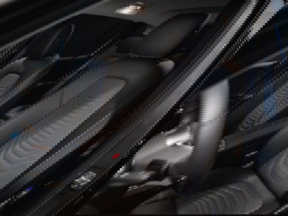 Mercedes-Benz GLB nuova a Ancona (15)