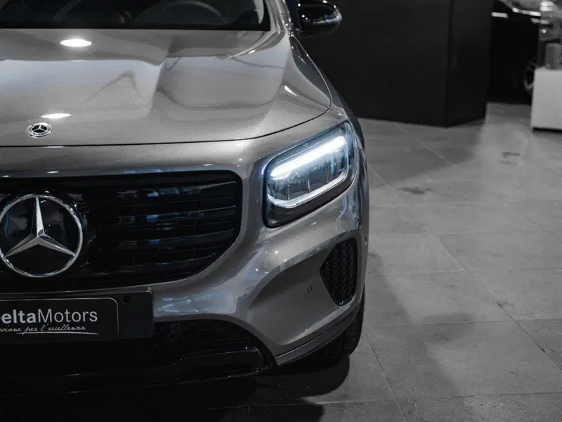 Mercedes-Benz GLB nuova a Ancona (6)