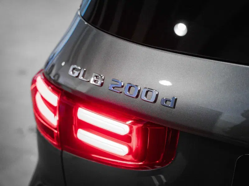Mercedes-Benz GLB nuova a Ancona (9)