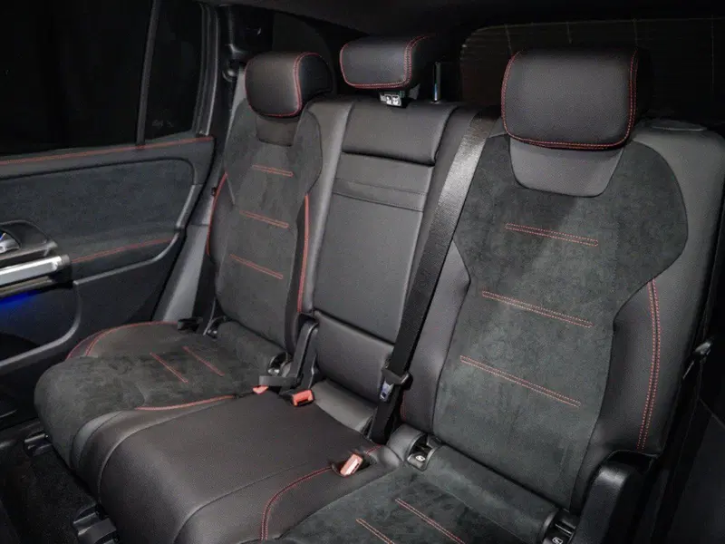 Mercedes-Benz GLB nuova a Ancona (18)