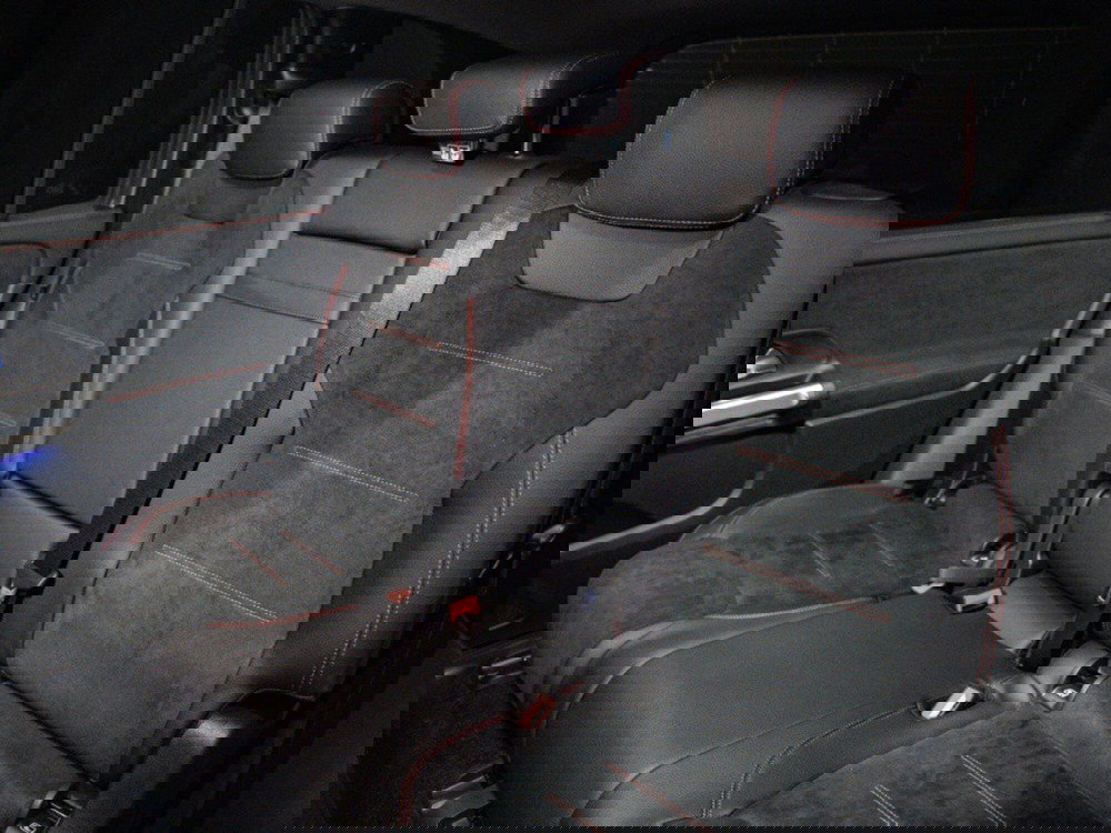 Mercedes-Benz GLB nuova a Ancona (18)