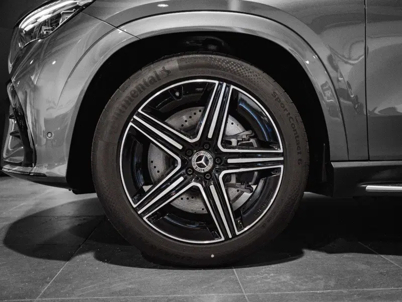 Mercedes-Benz GLB nuova a Ancona (6)