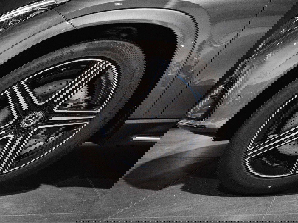 Mercedes-Benz GLB nuova a Ancona (6)