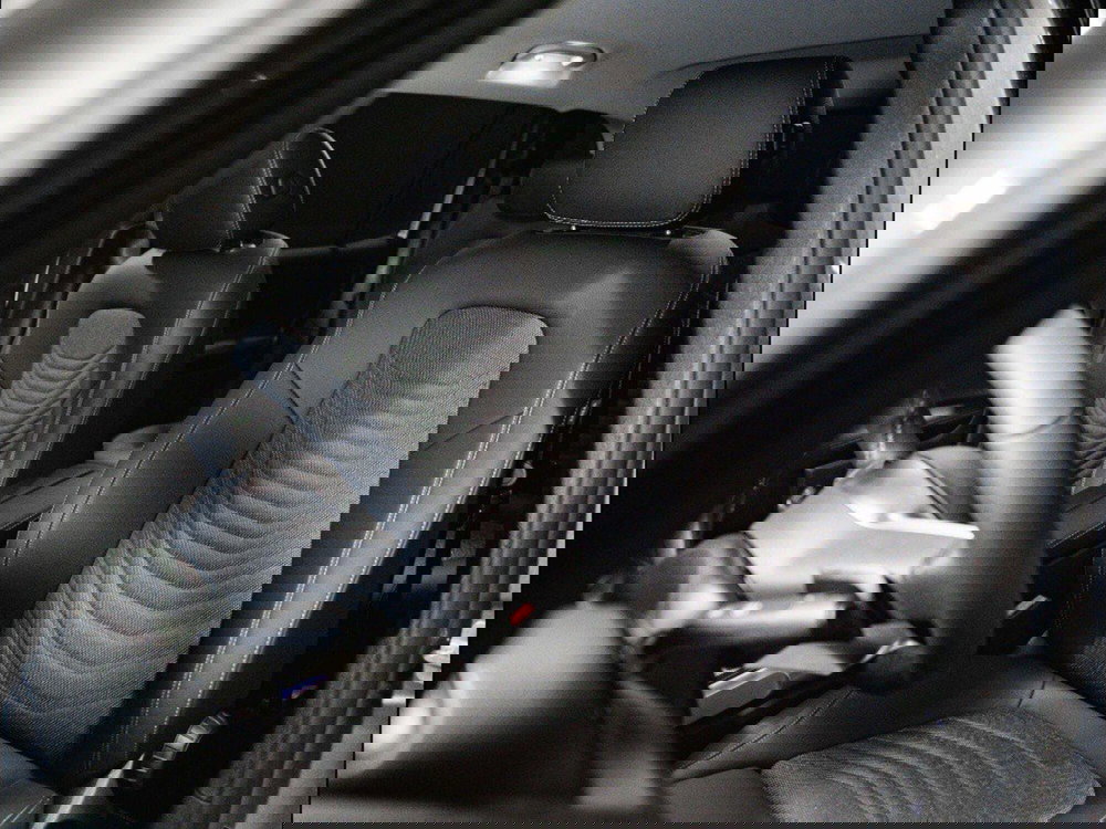 Mercedes-Benz GLB nuova a Ancona (11)