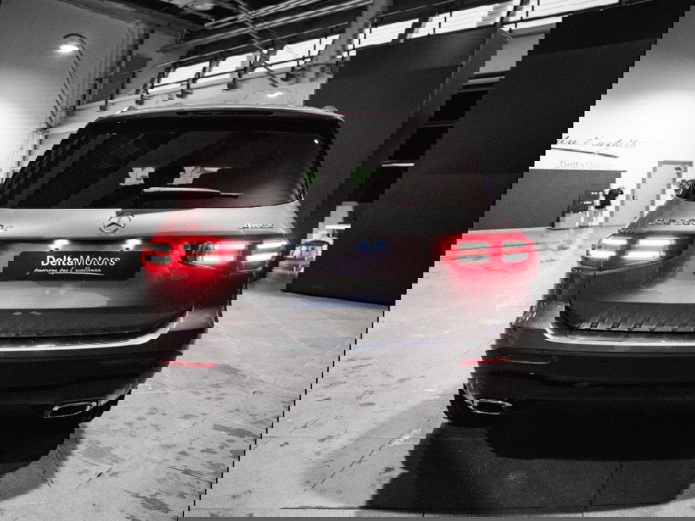 Mercedes-Benz GLB nuova a Ancona (3)