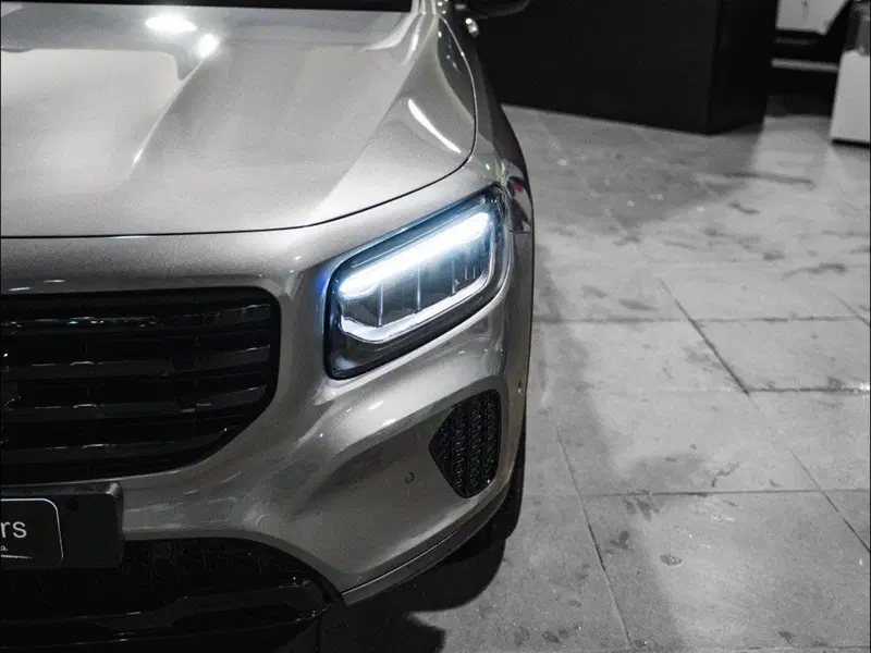 Mercedes-Benz GLB nuova a Ancona (6)