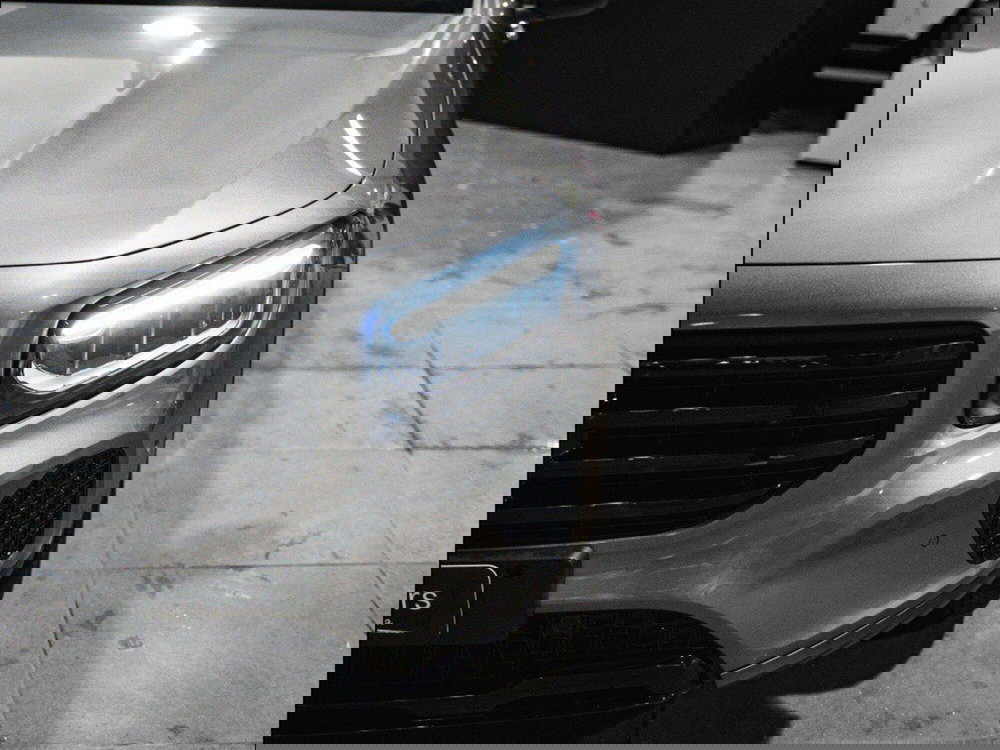 Mercedes-Benz GLB nuova a Ancona (6)