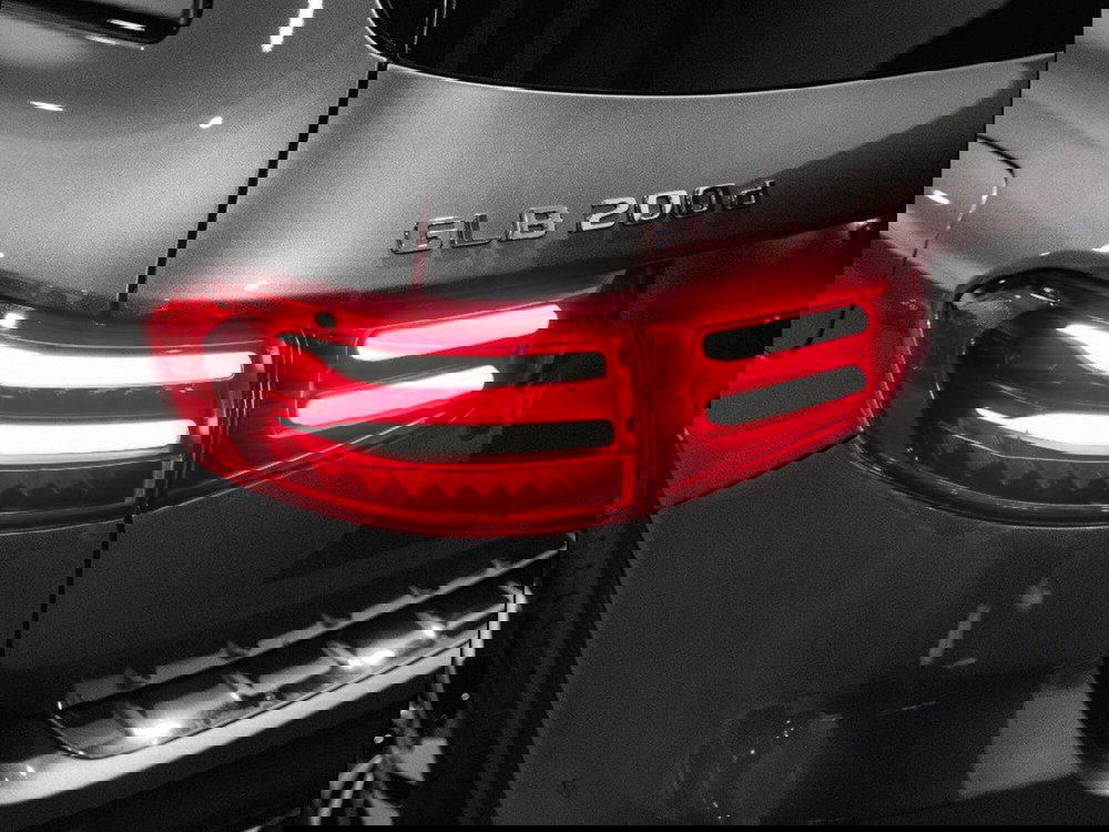 Mercedes-Benz GLB nuova a Ancona (7)