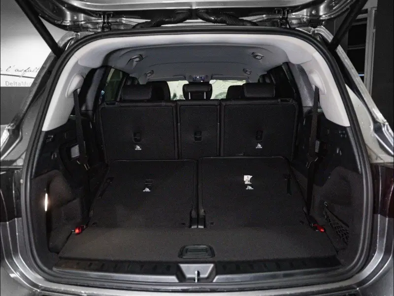 Mercedes-Benz GLB nuova a Ancona (9)