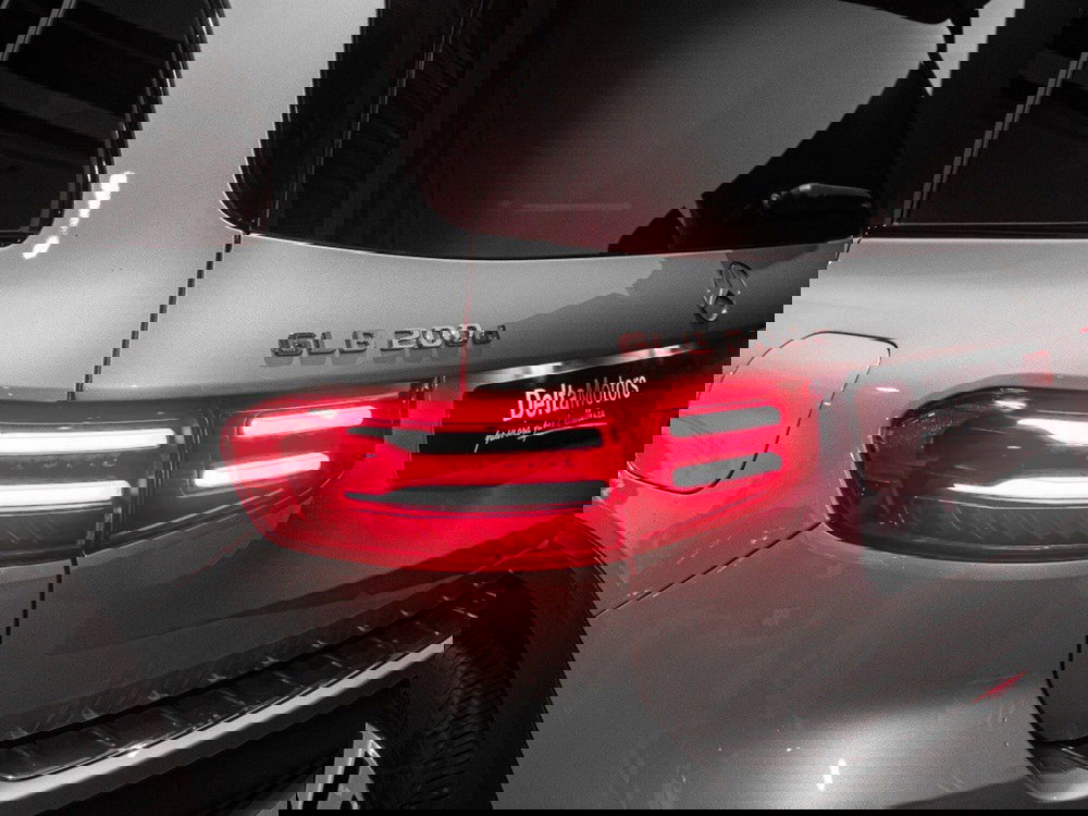 Mercedes-Benz GLB nuova a Ancona (8)