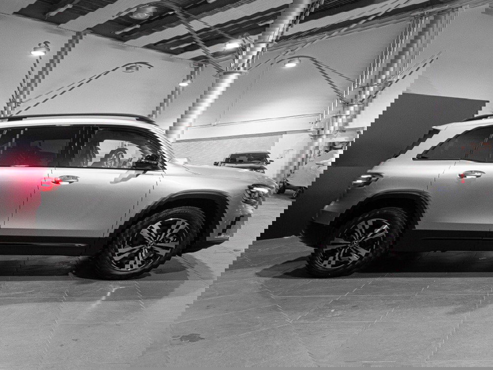 Mercedes-Benz GLB nuova a Ancona (4)