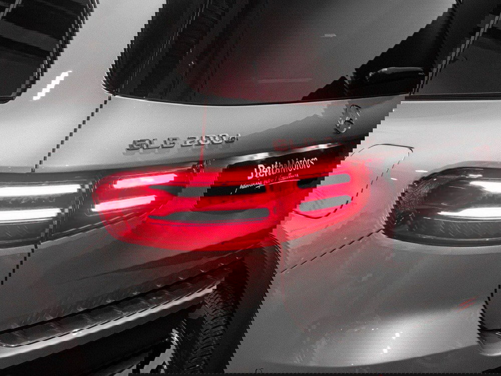 Mercedes-Benz GLB nuova a Ancona (8)