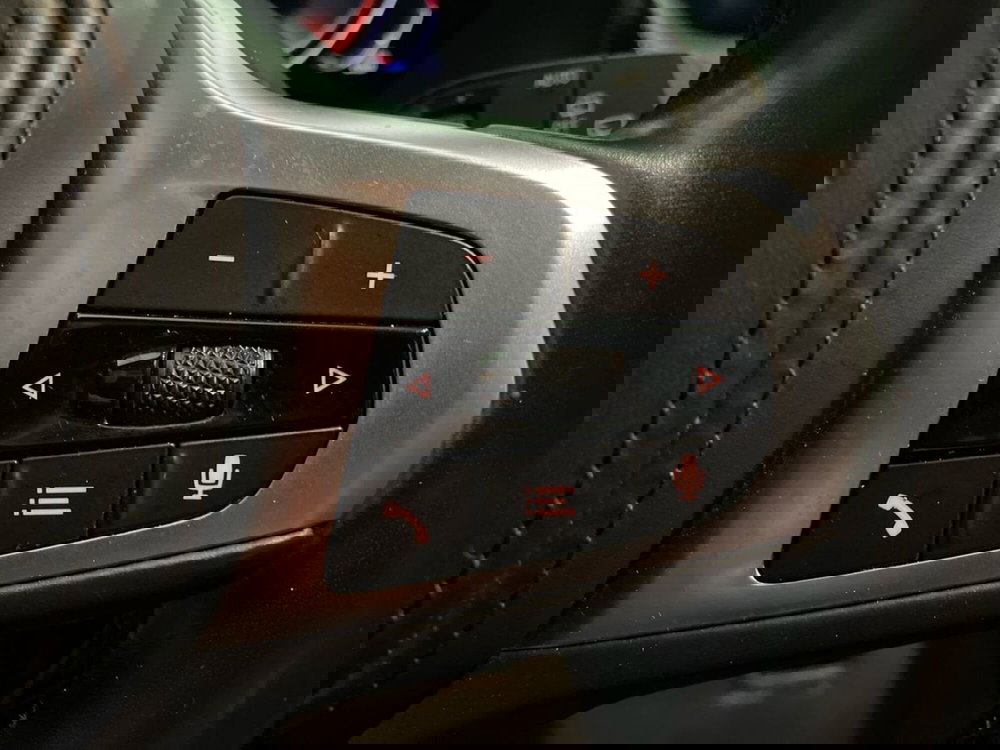 BMW Serie 1 usata a Macerata (20)