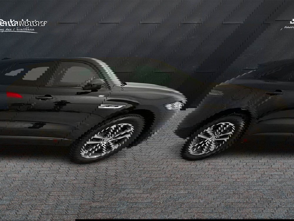 Jaguar F-Pace usata a Macerata (5)