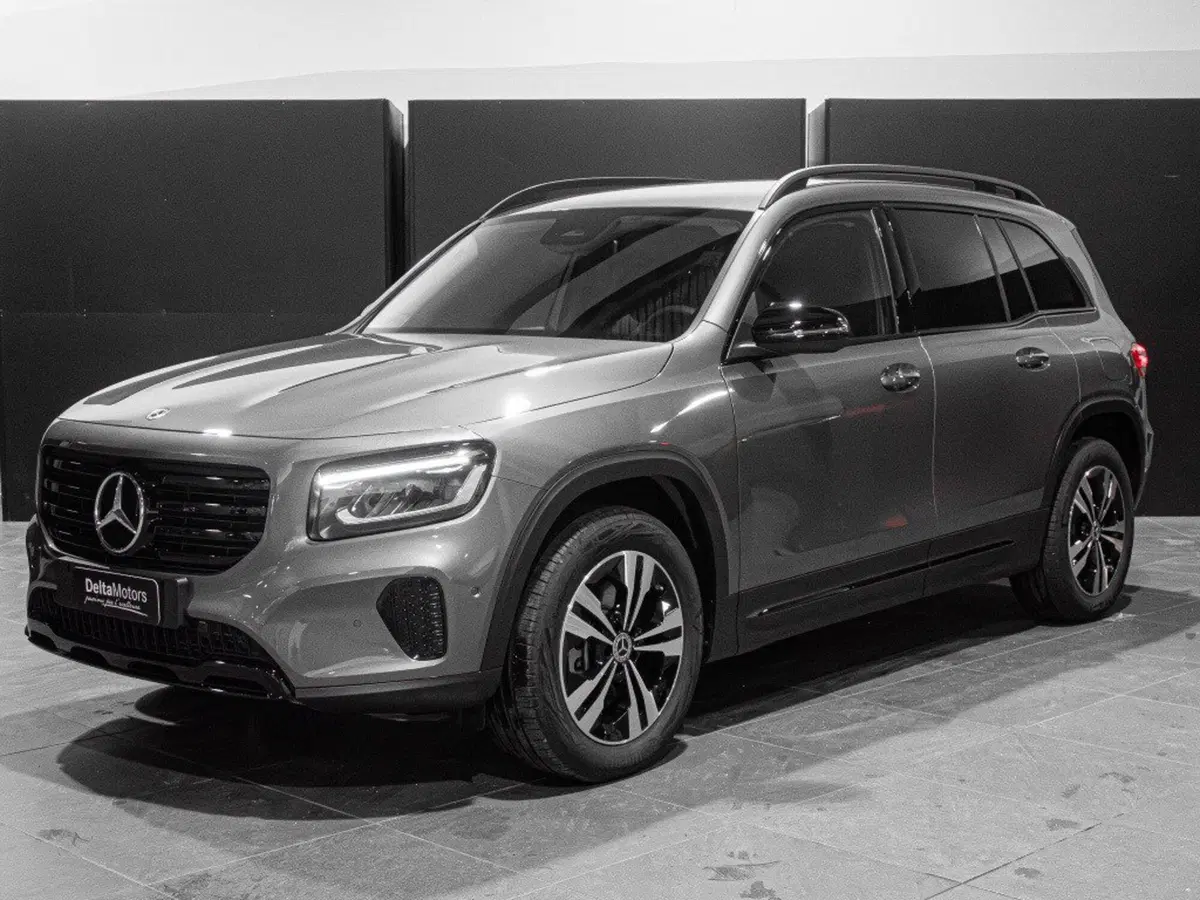 Mercedes-Benz GLB nuova a Ancona