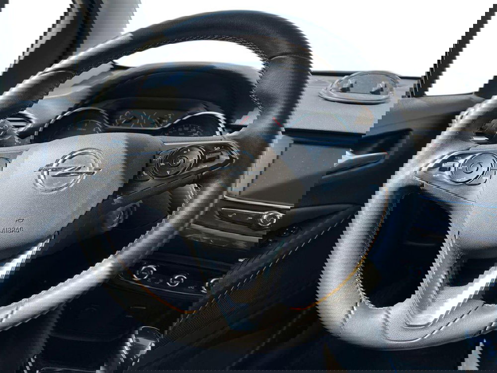 Opel Crossland X usata a Siena (13)