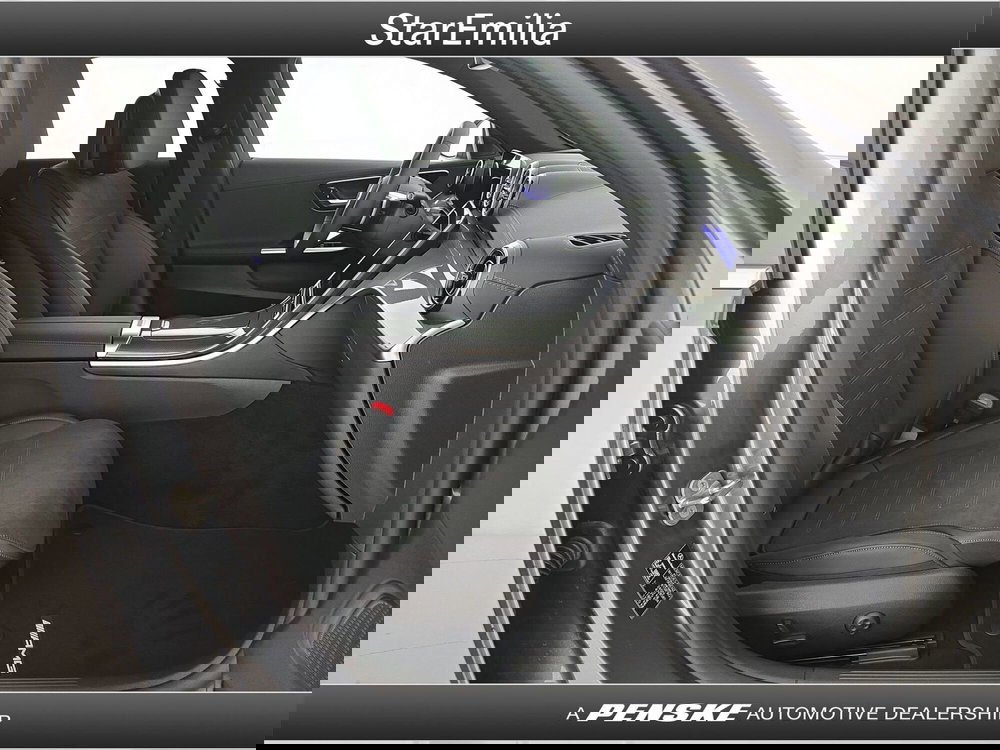 Mercedes-Benz Classe C nuova a Bologna (17)