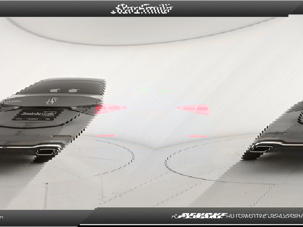 Mercedes-Benz Classe C nuova a Bologna (4)