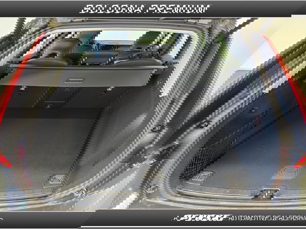 Volvo XC60 nuova a Bologna (11)