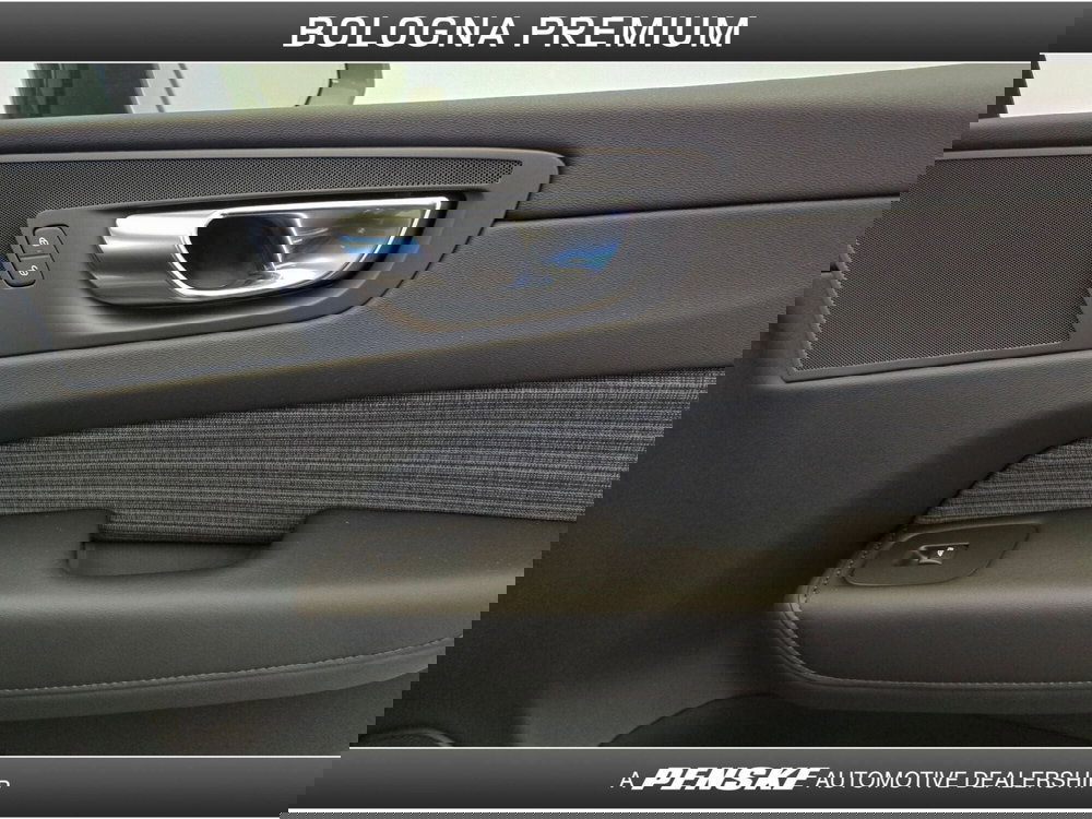 Volvo XC60 nuova a Bologna (13)