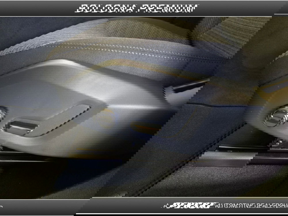 Volvo XC60 nuova a Bologna (20)